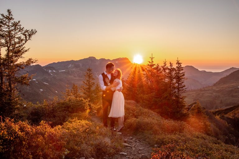 051-mountain-elopement-wedding-austria-wild-embrace-sunset-photography-elope-intimate-outdoor-mountain-ceremony-adventure (1)