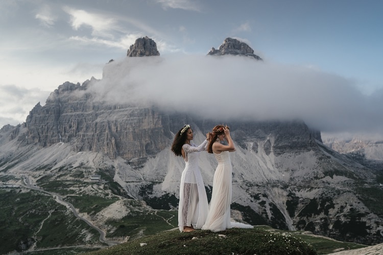 Blitzkneisser41-Elopement-Drei-Zinnen-Dolomiten-Italien-Italy-same-sex-lesbian-gay-dolomites-wedding-adventure-tyrol