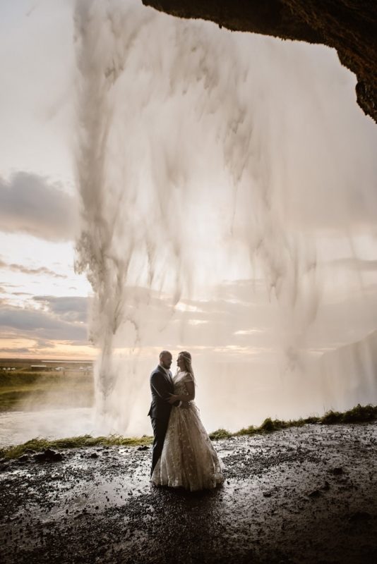 Michalina54-Okreglicka-Iceland-Elopement-Photographer-packages-destination-wedding-intimate-outdoor-adventure-waterfall-elope