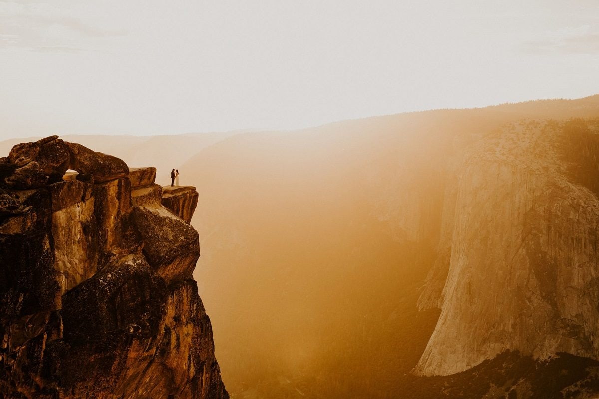 allison-slater-destination-elopement-adventure-wedding-photographer-arizona-usa-mountain