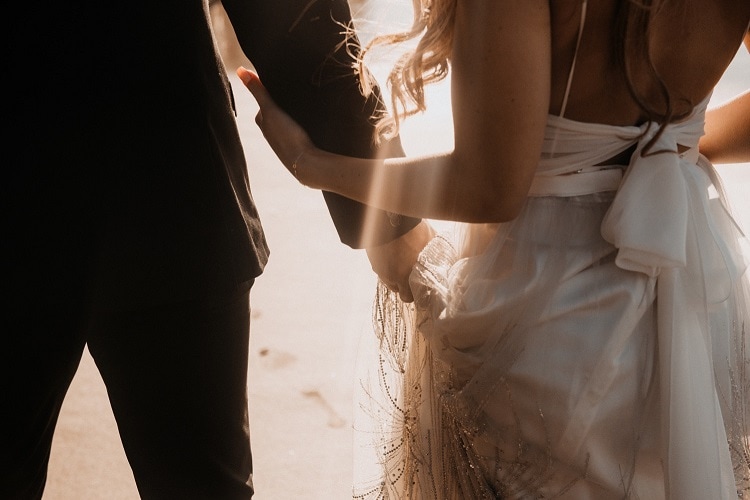 jaci29-berkopec-elopement-wedding-photographer-epic-sunset-golden-hour-oregon-manzanita-beach-sand-sea-coast-washington-pnw-maine-new-jersey-york