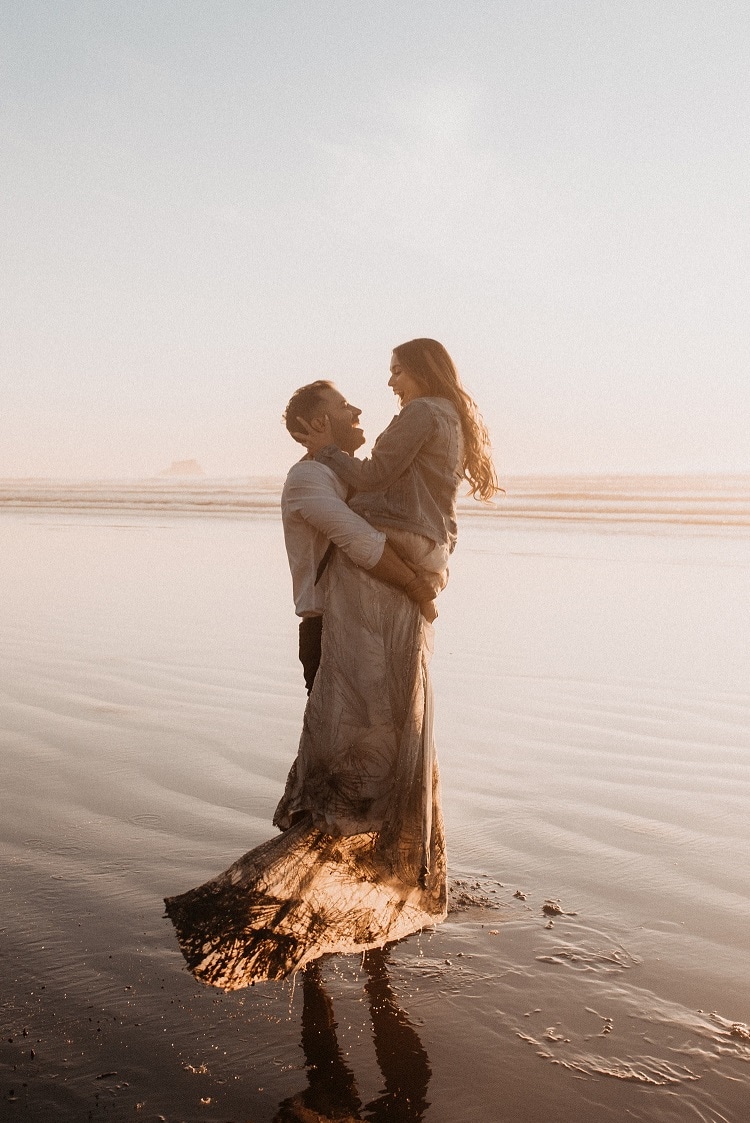 jaci54-berkopec-elopement-wedding-photographer-epic-sunset-golden-hour-oregon-manzanita-beach-sand-sea-coast-washington-pnw-maine-new-jersey-york