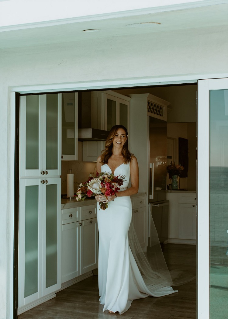nicole70-jamie-carrie-rogers-photography-malibu-intimate-beach-elopement-california-destination-wedding-outdoor-coast-ceremony
