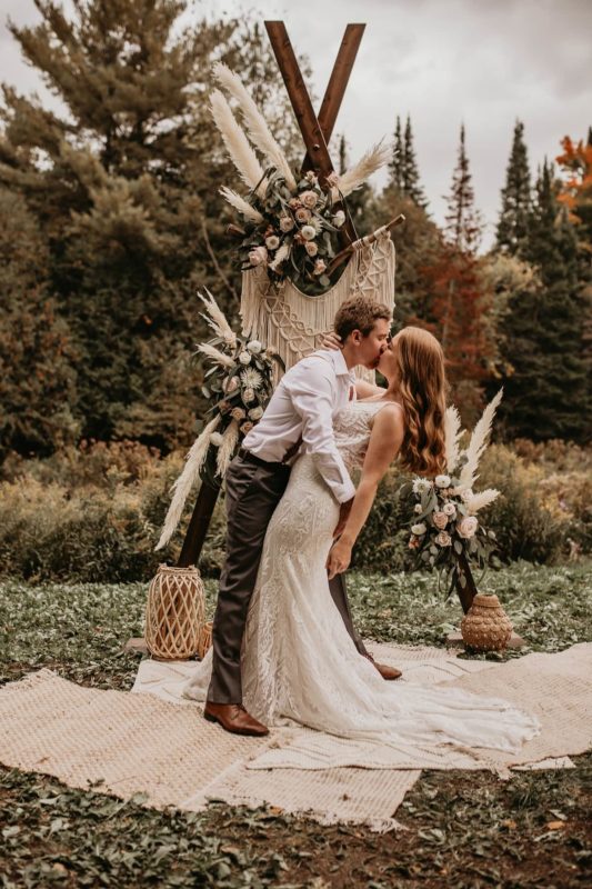 a-frame-bouquet-decor-sarah-martin-photo-autumn-elopement-inspiration-boho-outdoor-destination-wedding-elope-micro50
