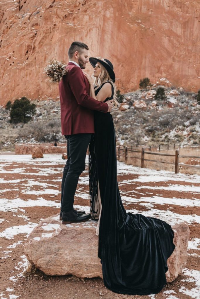 Garden-of-the-Gods-Elopement-Wedding-Captured-By-Marcela-19-Colorado-Intimate-Boho-Ceremony-Snow-Winter-Love-USA