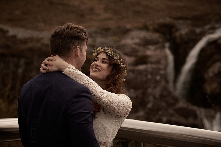 34-glen-etive-glencoe-elopement-wedding-Radoslaw Rachwal-scottish-highlands-scotland-intimate-ceremony-adventure-outdoor