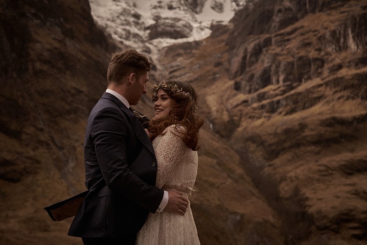 42-glen-etive-glencoe-elopement-wedding-Radoslaw Rachwal-scottish-highlands-scotland-intimate-ceremony-adventure-outdoor
