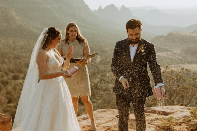 sedona-elopement-photographer-194-boho-bride-red-rock-arizona-intimate-elopement-wedding-adventure