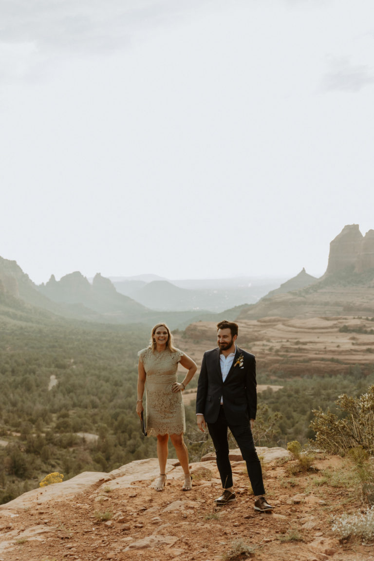sedona-elopement-photographer-99-boho-bride-red-rock-arizona-intimate-elopement-wedding-adventure