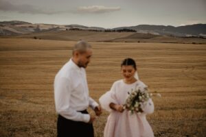 In-Bianco-e-Nero-italy-europe-elopement-wedding-intimate-photographer-destination-love-boho-vows_1moody