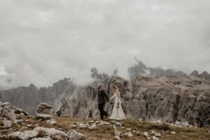 In-Bianco-e-Nero-italy-europe-elopement-wedding-intimate-photographer-destination-love_1moody